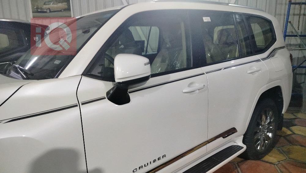 تويوتا لاندكروزر